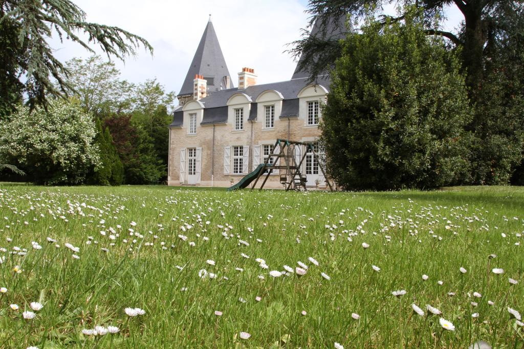 Chambres d'Hôtes Château du Bois de La Noe Bouaye Exterior foto