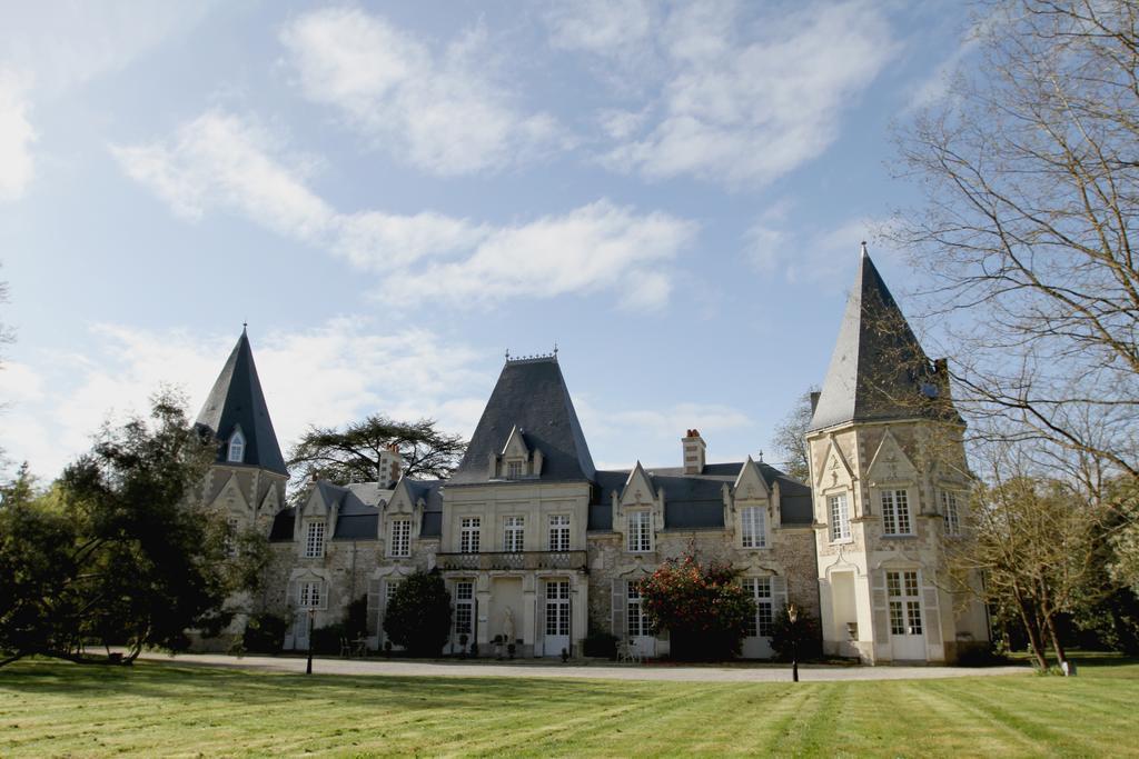 Chambres d'Hôtes Château du Bois de La Noe Bouaye Exterior foto